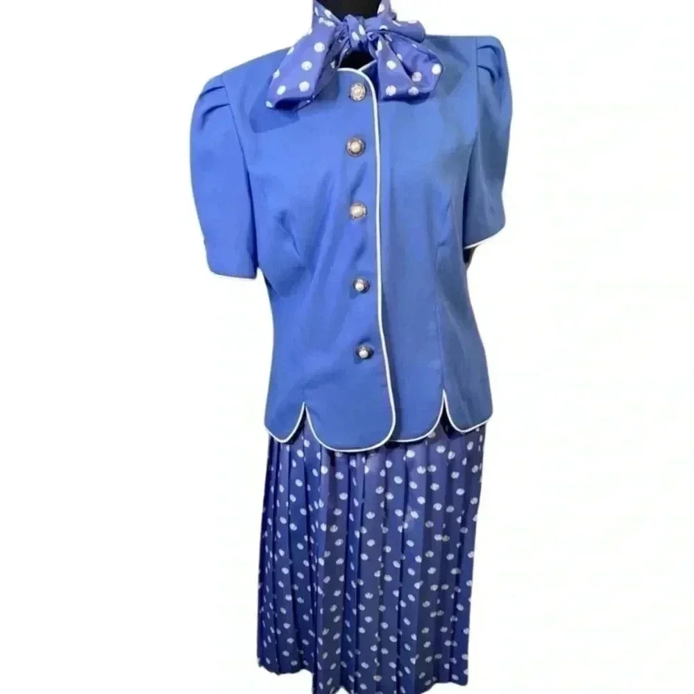 Vintage 1980’s Leslie Faye 3 Piece Set Sky Blue With Polka Dot Pleated Skirt